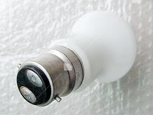 B22燈座白熾燈(上圖引用自維基百科)